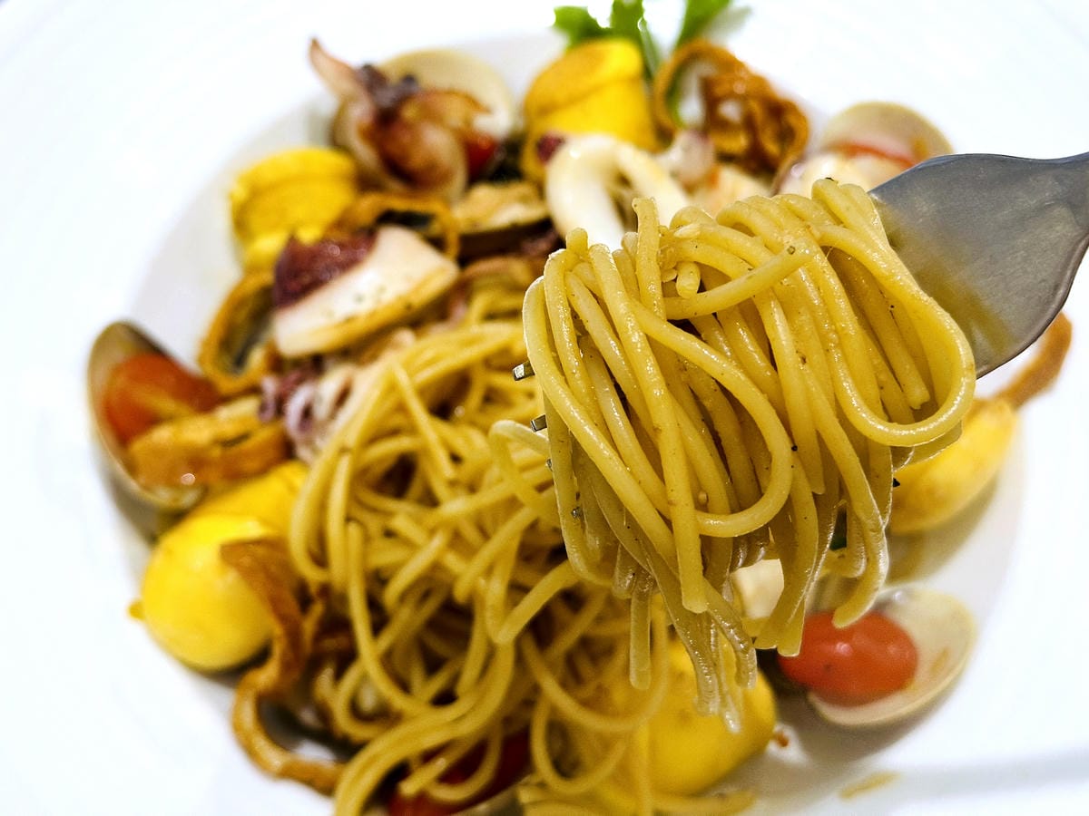 【苗圃義大利餐廳】基隆義式餐廳推薦!「基隆三寶全餐」融合基隆