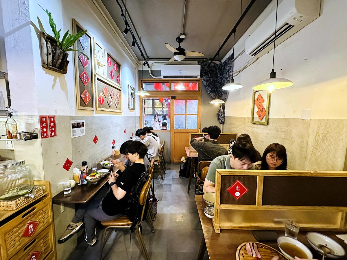 【硬派主廚的軟嫩料理 東門店】隱身新竹東門市場復古老宅餐廳,