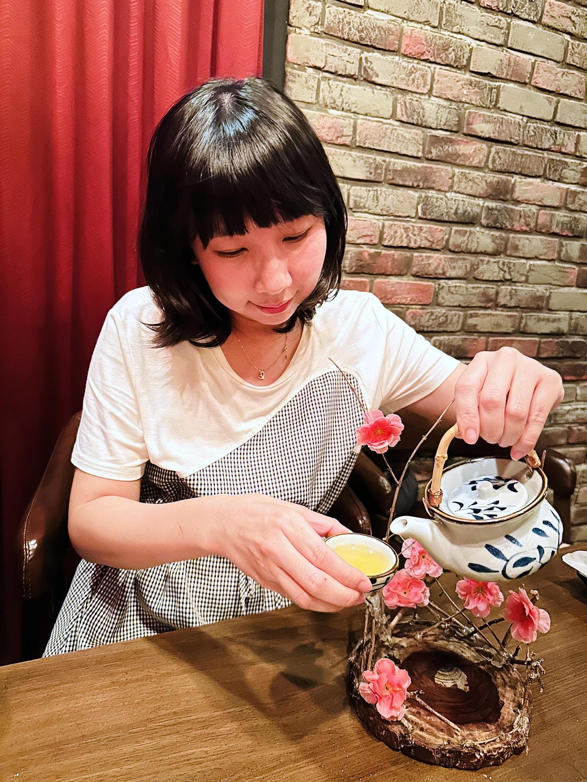 【你覺得呢餐酒館】台北東區超人氣餐酒館!下班聚會喝酒小酌好去