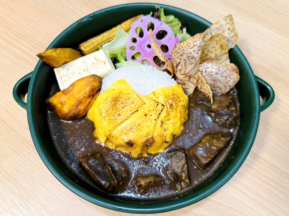 【咖一味】香料高手在民間!「牛骨黑咖哩」「蝦膏紅咖哩」「酸菜