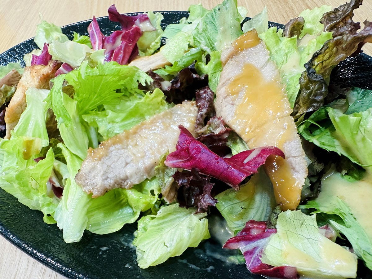 【咖一味】香料高手在民間!「牛骨黑咖哩」「蝦膏紅咖哩」「酸菜