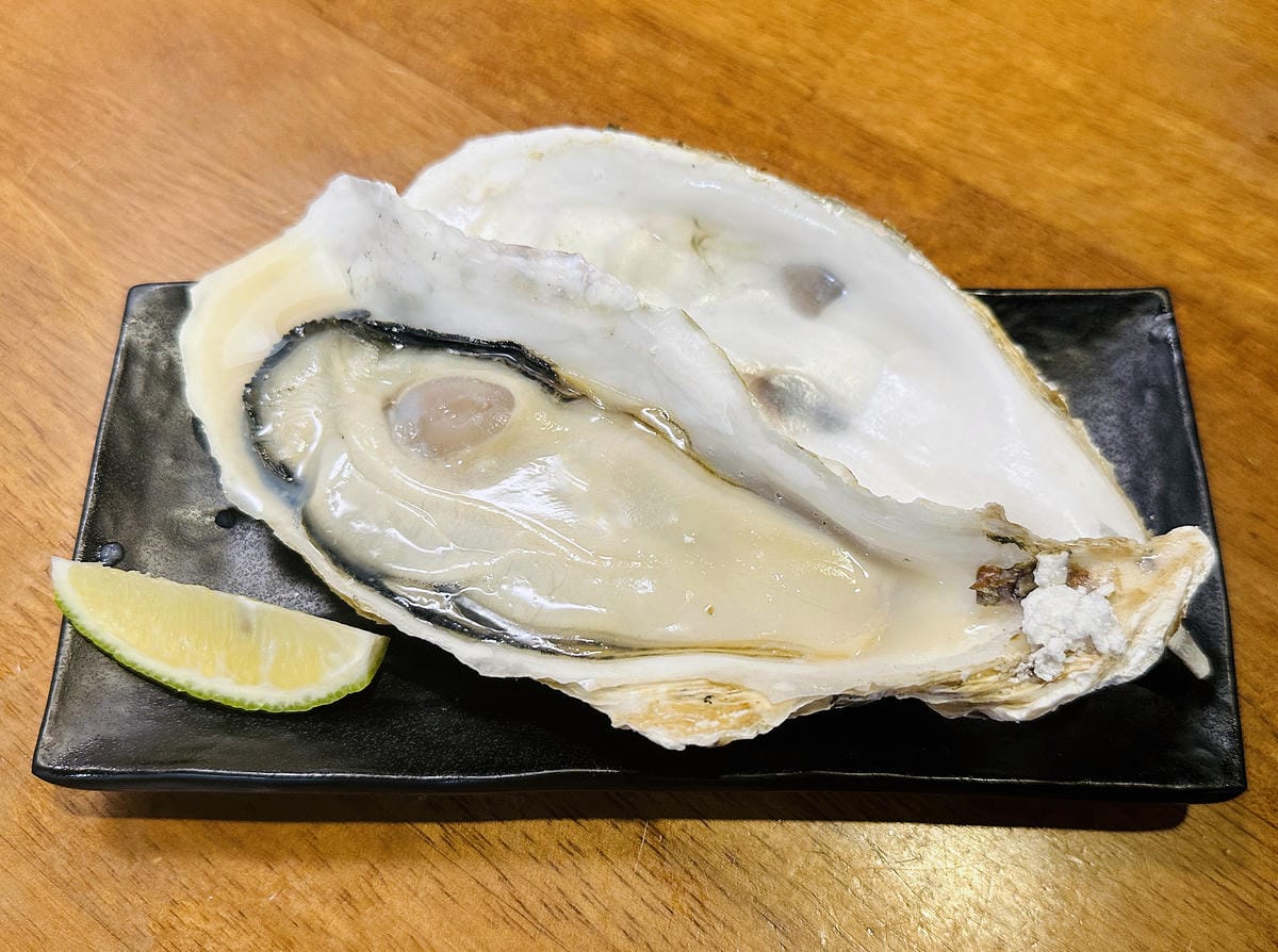 【士林串燒】士林夜市最新必吃美食!「串燒」烤功一流,還有媲美