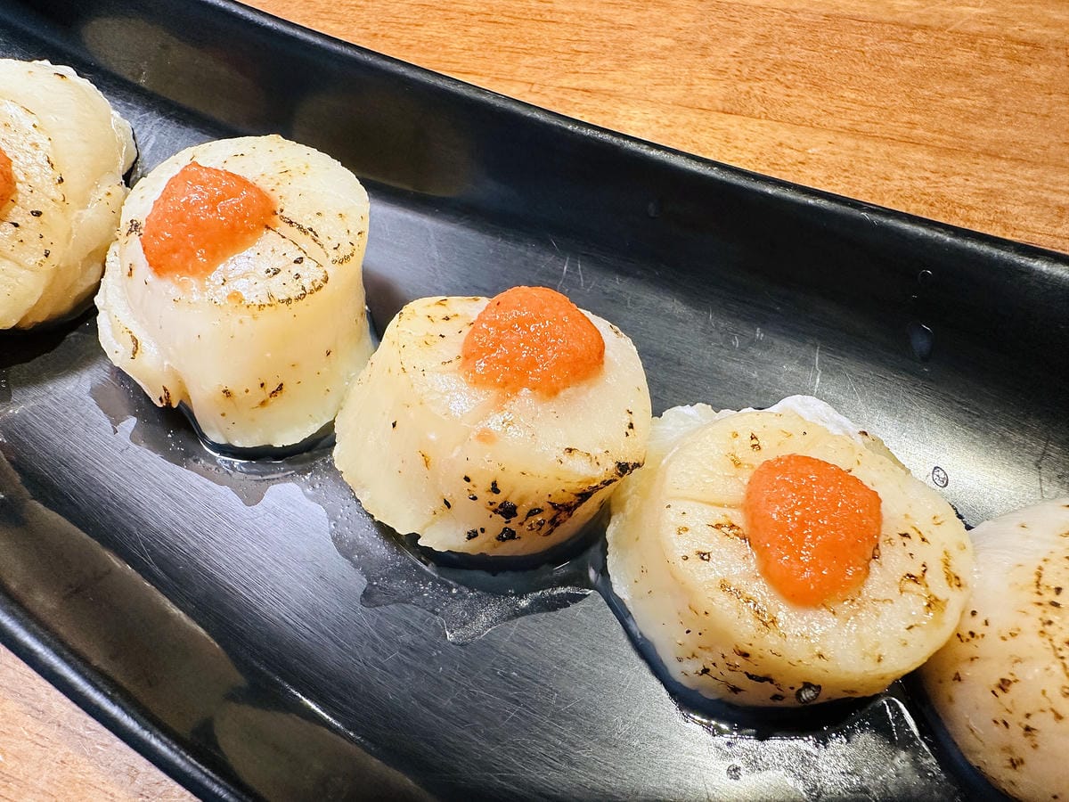 【士林串燒】士林夜市最新必吃美食!「串燒」烤功一流,還有媲美