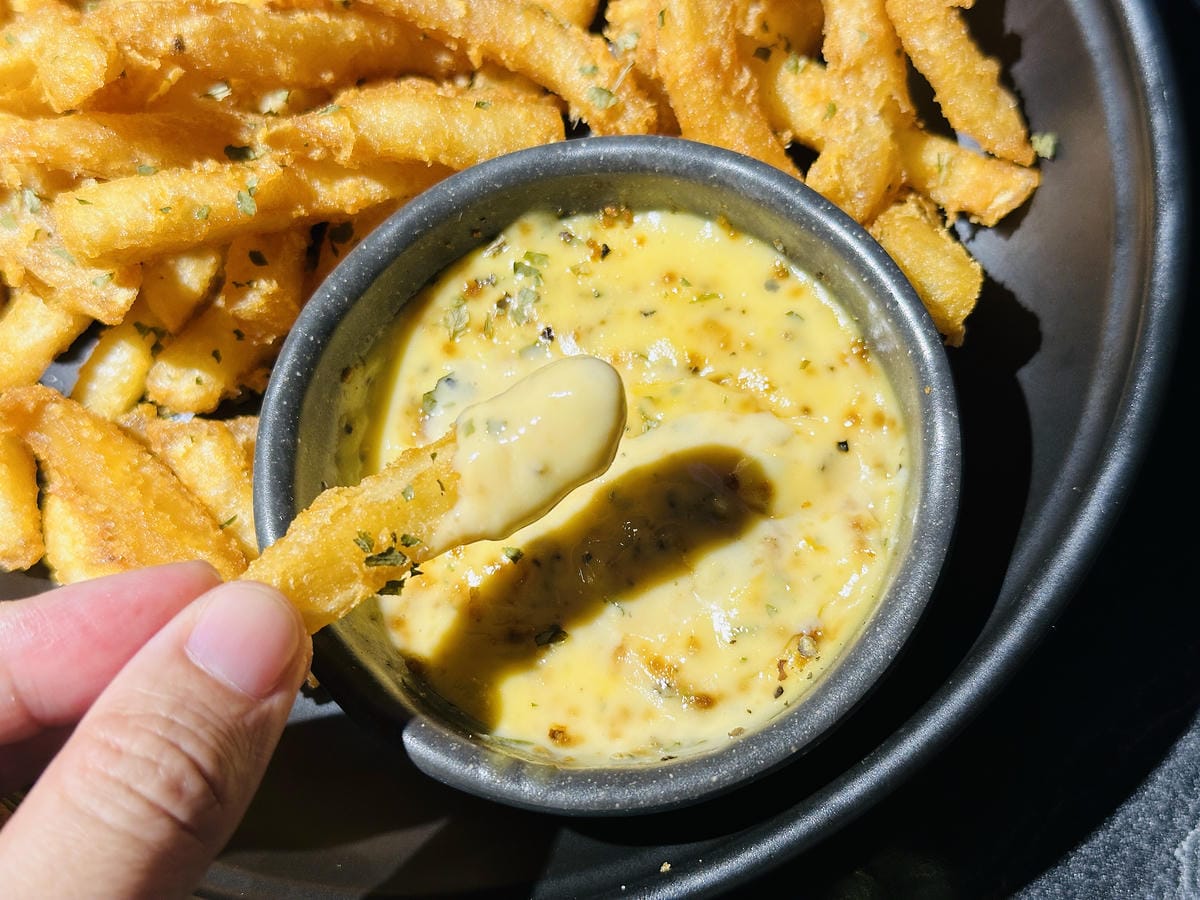 【薰花日式餐酒館】新北永和餐酒館推薦!師傅燒烤功夫一流,完全