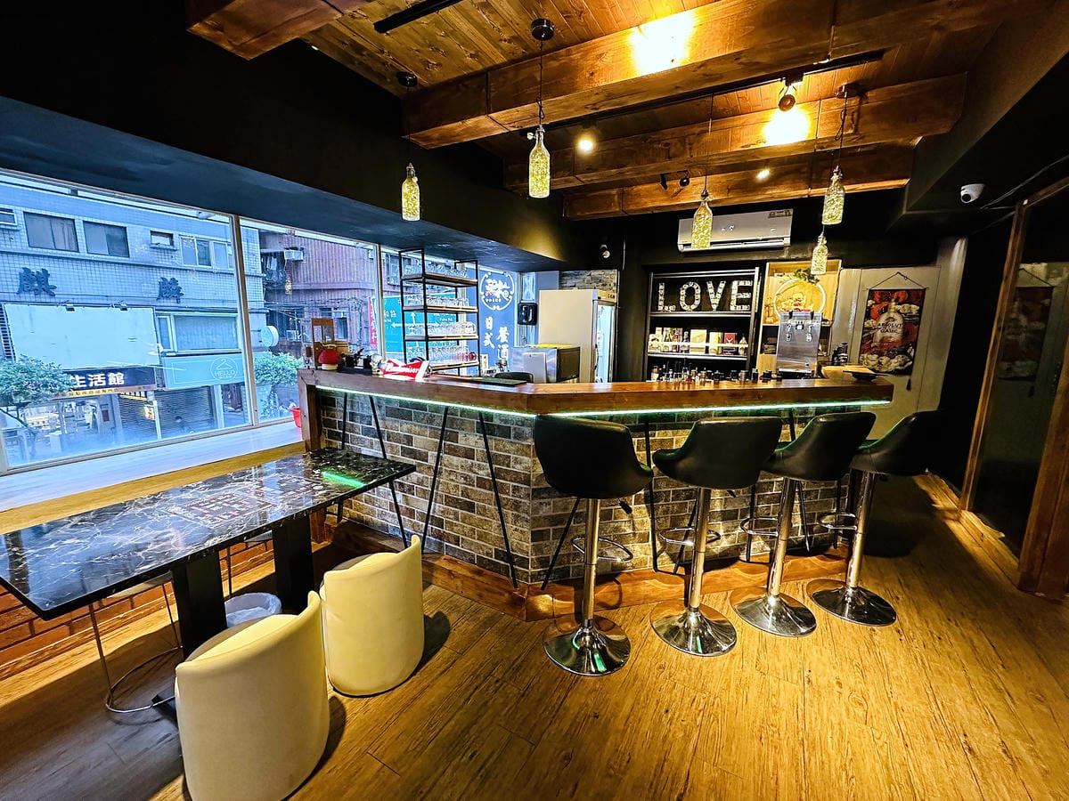 【薰花日式餐酒館】新北永和餐酒館推薦!師傅燒烤功夫一流,完全