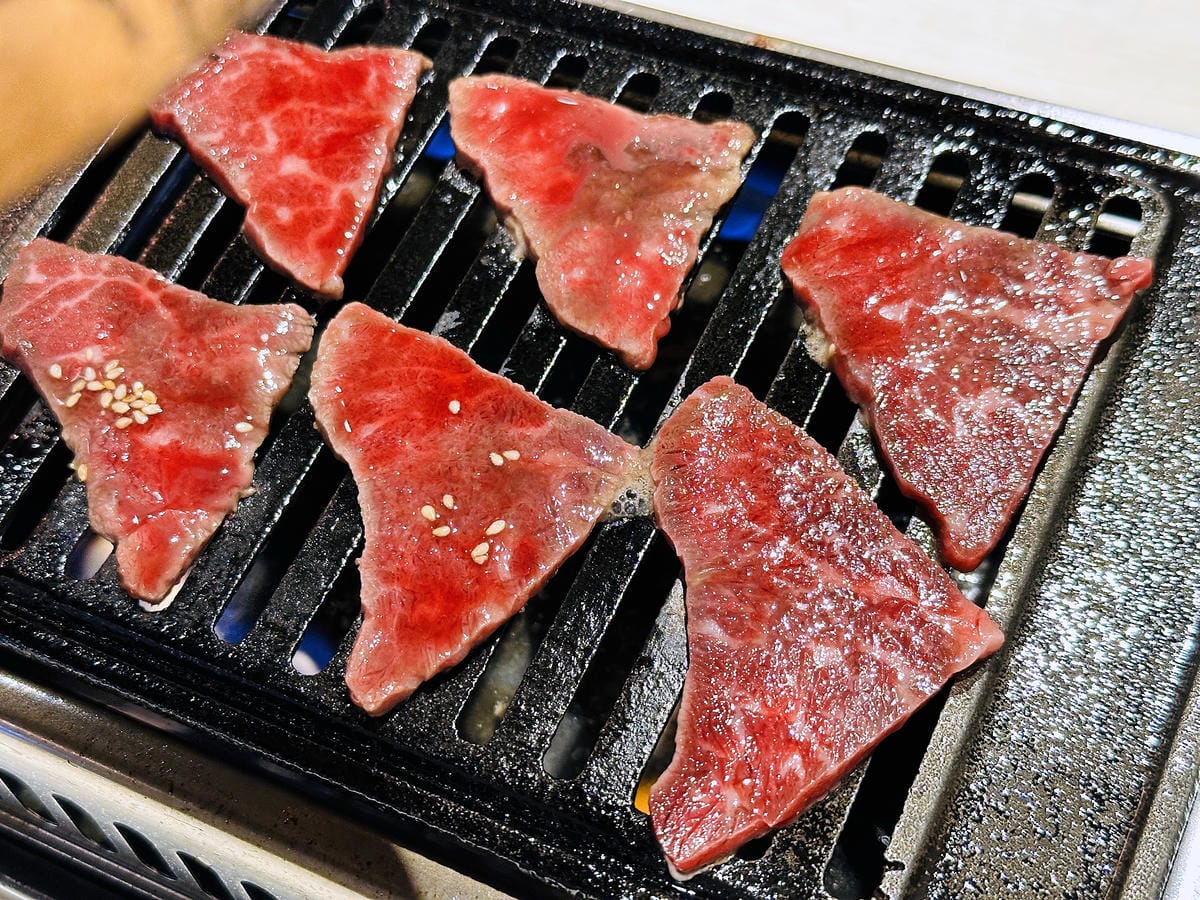 【牛燒肉Yakiniku】新北新店燒肉推薦!「豪華海陸雙人餐