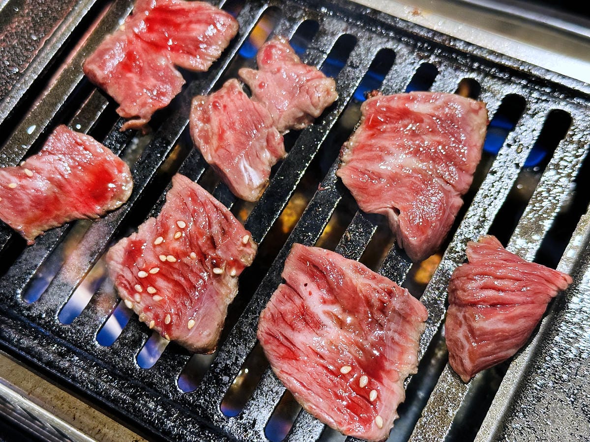 【牛燒肉Yakiniku】新北新店燒肉推薦!「豪華海陸雙人餐