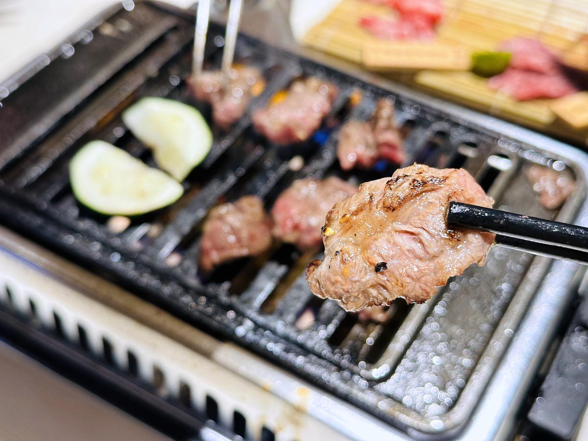 【牛燒肉Yakiniku】新北新店燒肉推薦!「豪華海陸雙人餐