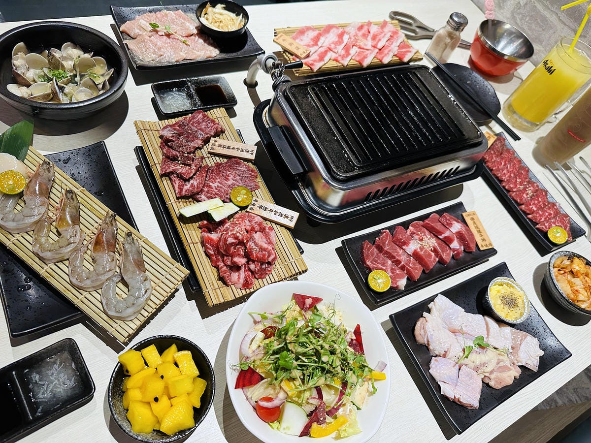 【牛燒肉Yakiniku】新北新店燒肉推薦!「豪華海陸雙人餐