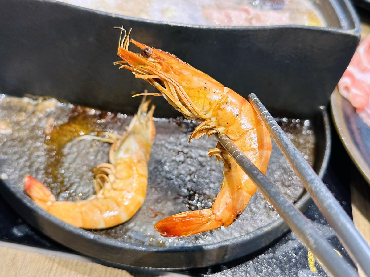 【饗食鍋 桃園成功店】店家超佛!主食甜品吃到飽,特色「一鍋一