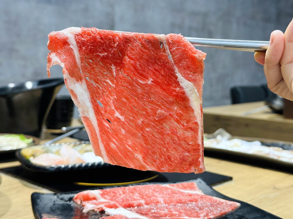 【饗食鍋 桃園成功店】店家超佛!主食甜品吃到飽,特色「一鍋一