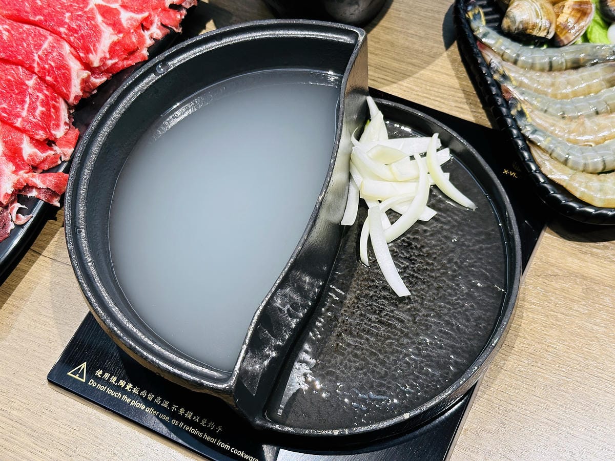 【饗食鍋 桃園成功店】店家超佛!主食甜品吃到飽,特色「一鍋一