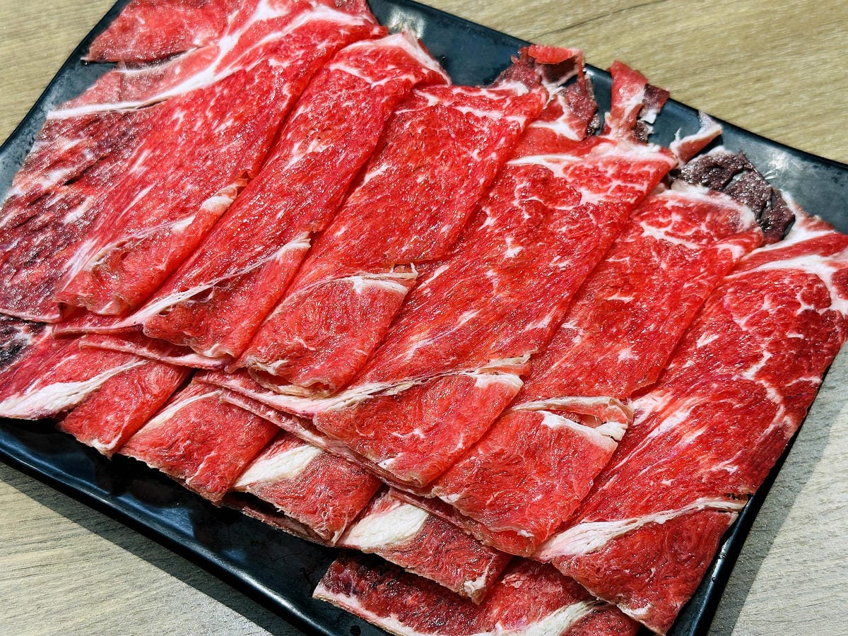 【饗食鍋 桃園成功店】店家超佛!主食甜品吃到飽,特色「一鍋一