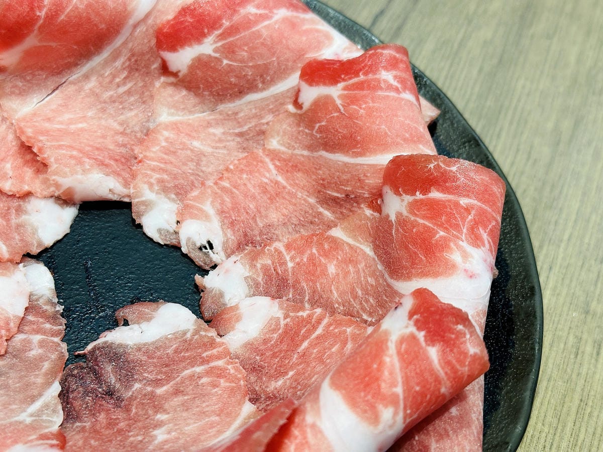 【饗食鍋 桃園成功店】店家超佛!主食甜品吃到飽,特色「一鍋一