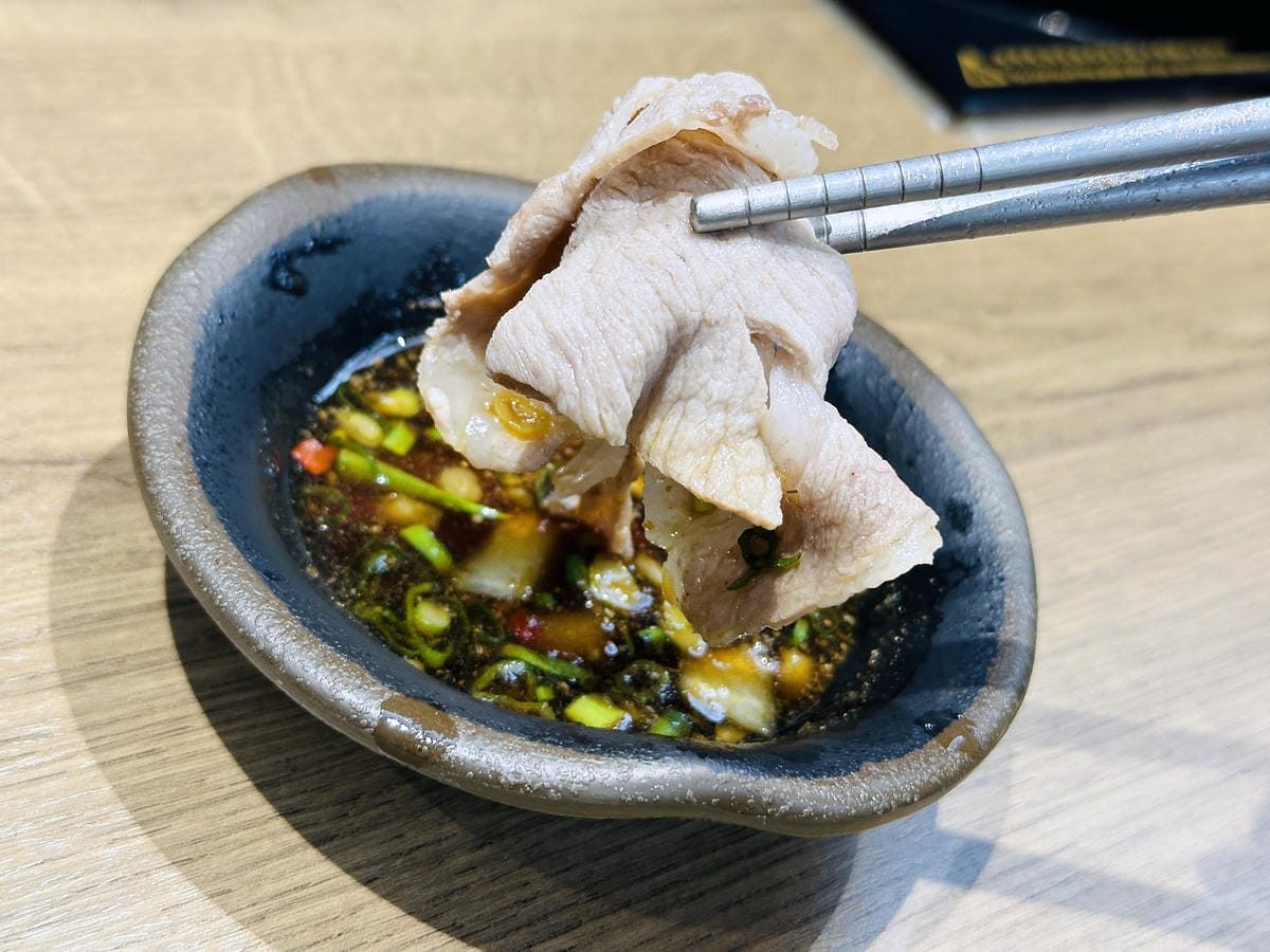 【饗食鍋 桃園成功店】店家超佛!主食甜品吃到飽,特色「一鍋一