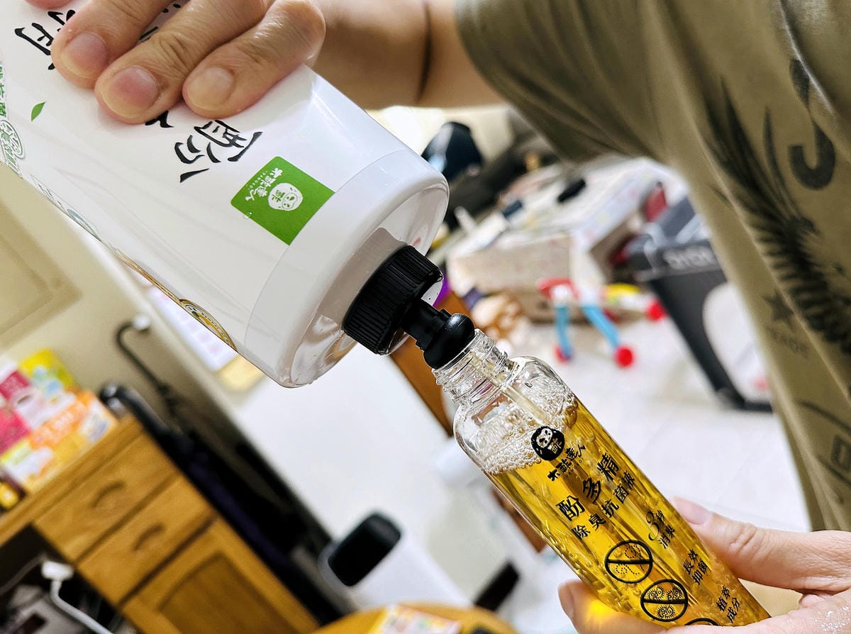 【木酢寵物達人】臭臭退散!毛小孩清潔保養品推薦!純天然木酢清