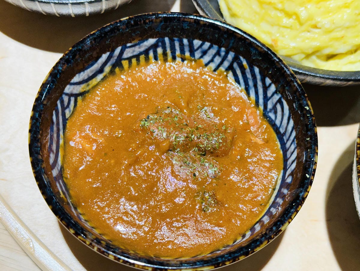 【喜歡咖哩 中港店】新北大份量美食推薦!店家超佛免費加飯加醬