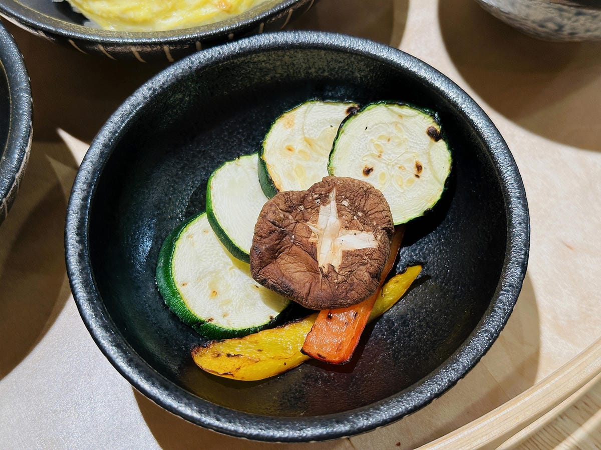 【喜歡咖哩 中港店】新北大份量美食推薦!店家超佛免費加飯加醬