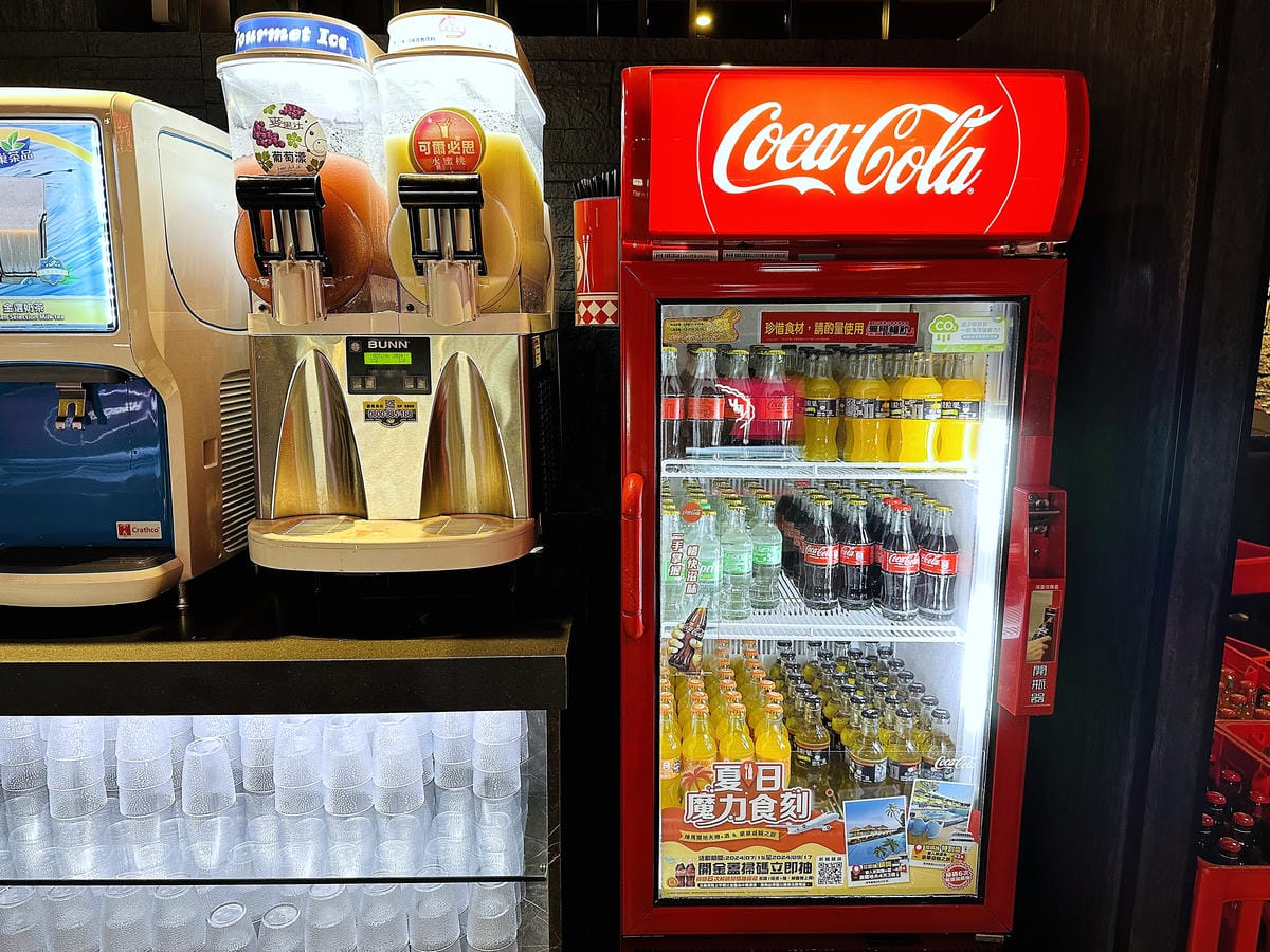 松江南京麻辣火鍋【石‧撈麻辣鴛鴦鍋】和牛火鍋吃到飽,生啤酒