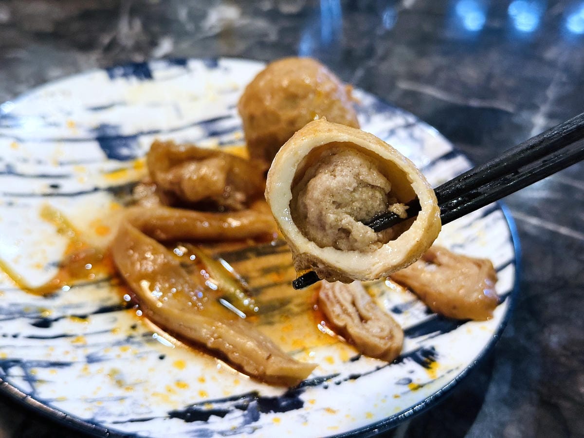 松江南京麻辣火鍋【石‧撈麻辣鴛鴦鍋】和牛火鍋吃到飽,生啤酒