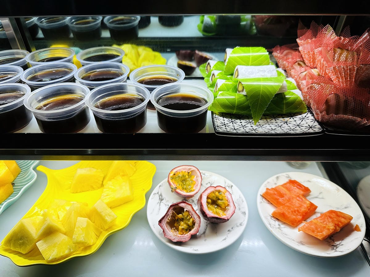 松江南京麻辣火鍋【石‧撈麻辣鴛鴦鍋】和牛火鍋吃到飽,生啤酒