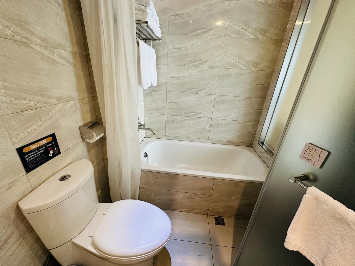 【路境行旅 台南西門館】台南中西區住宿推薦!高級家庭房開箱,