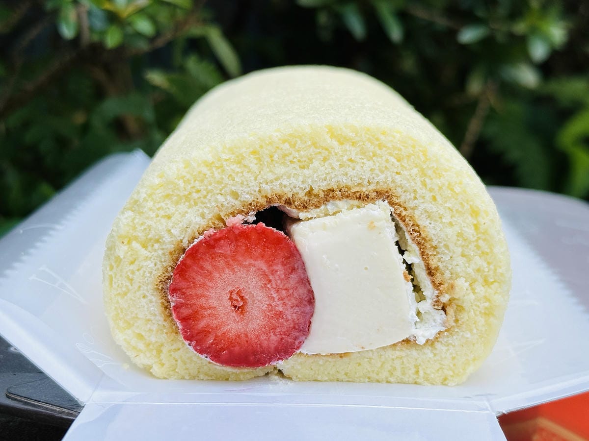 【聖保羅烘焙花園】彌月蛋糕傳遞滿滿幸福,「草莓奶凍捲」、「重