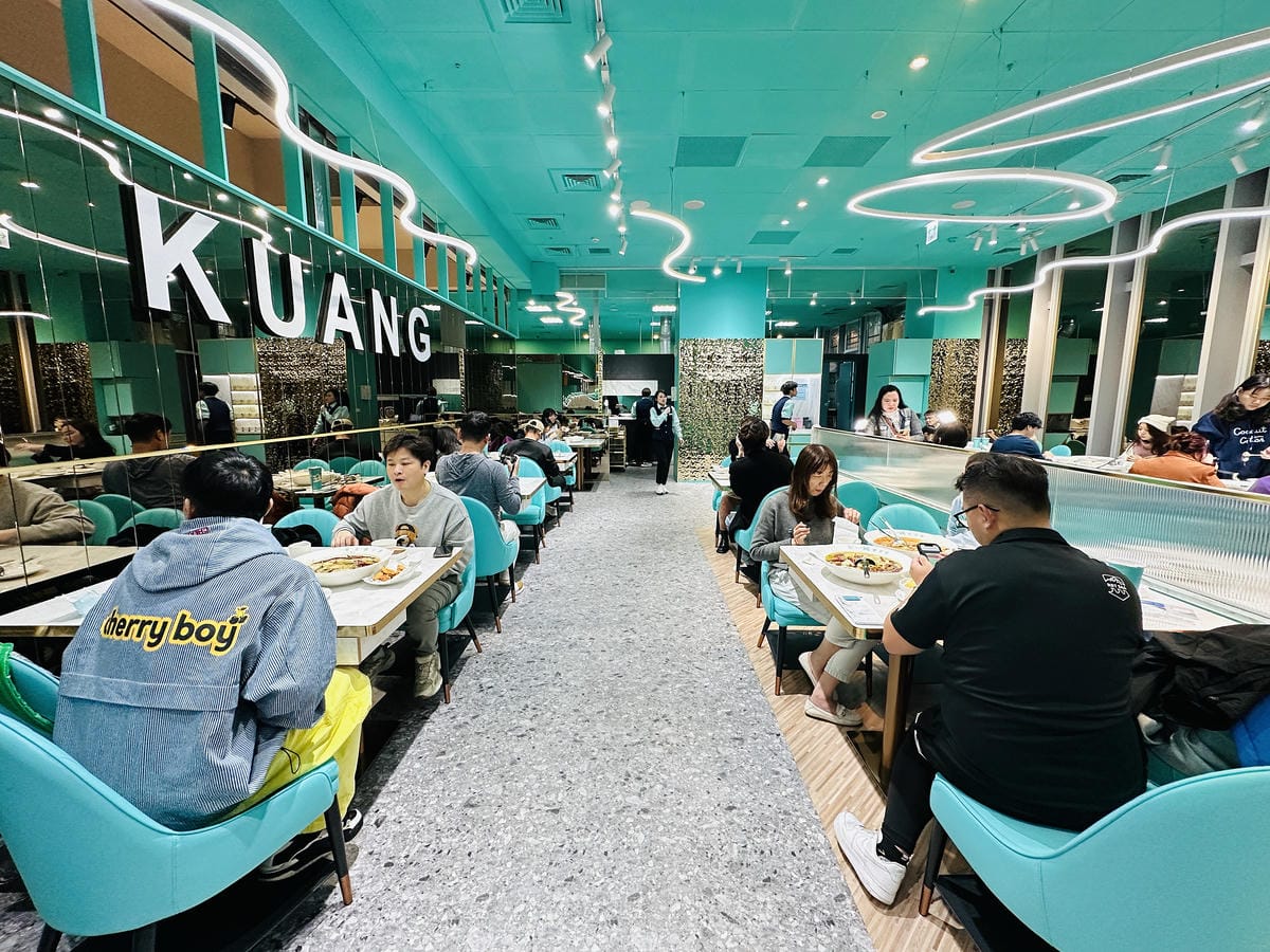 【狂一鍋酸菜魚 台北西門店】爆紅的『年輕時尚酸菜魚』,品狂一