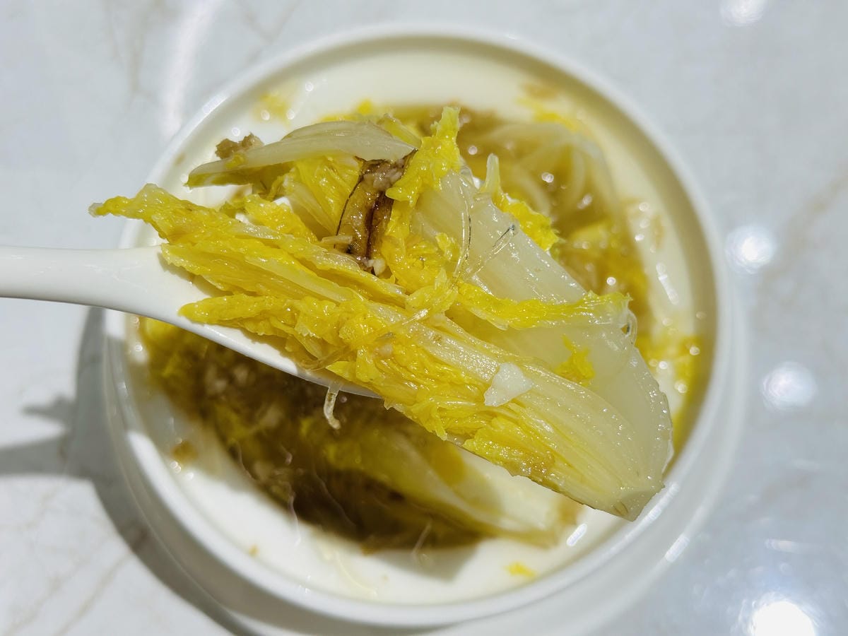 【狂一鍋酸菜魚 台北西門店】爆紅的『年輕時尚酸菜魚』,品狂一