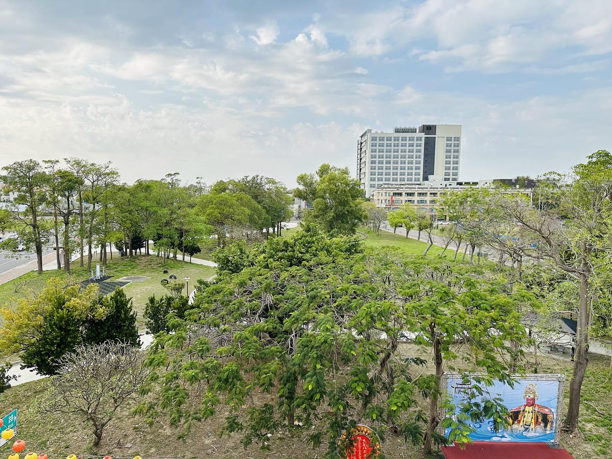 【安平胡桃民宿】台南安平包棟民宿推薦!帶你體驗獨特景觀泡腳池