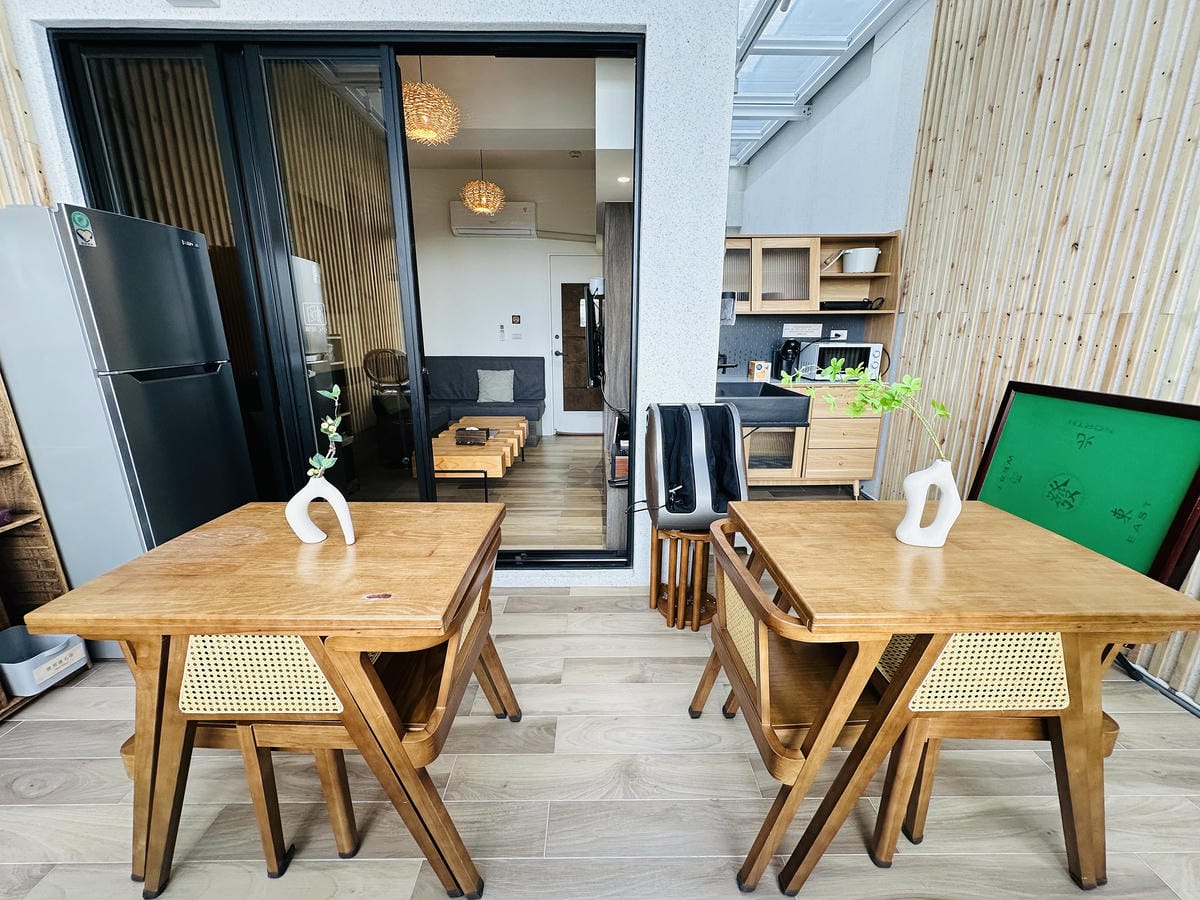 【安平胡桃民宿】台南安平包棟民宿推薦!帶你體驗獨特景觀泡腳池