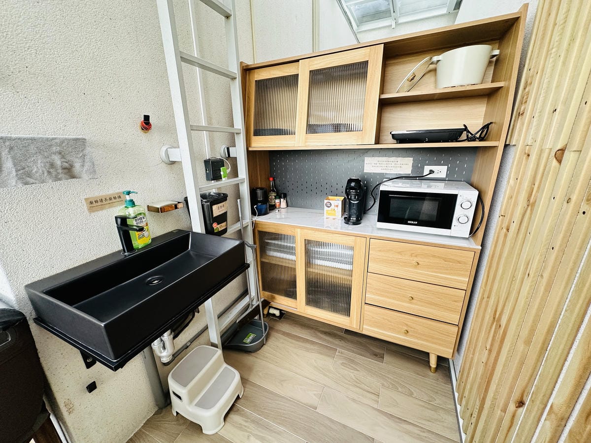 【安平胡桃民宿】台南安平包棟民宿推薦!帶你體驗獨特景觀泡腳池