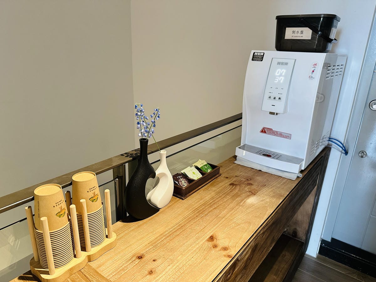 【安平胡桃民宿】台南安平包棟民宿推薦!帶你體驗獨特景觀泡腳池