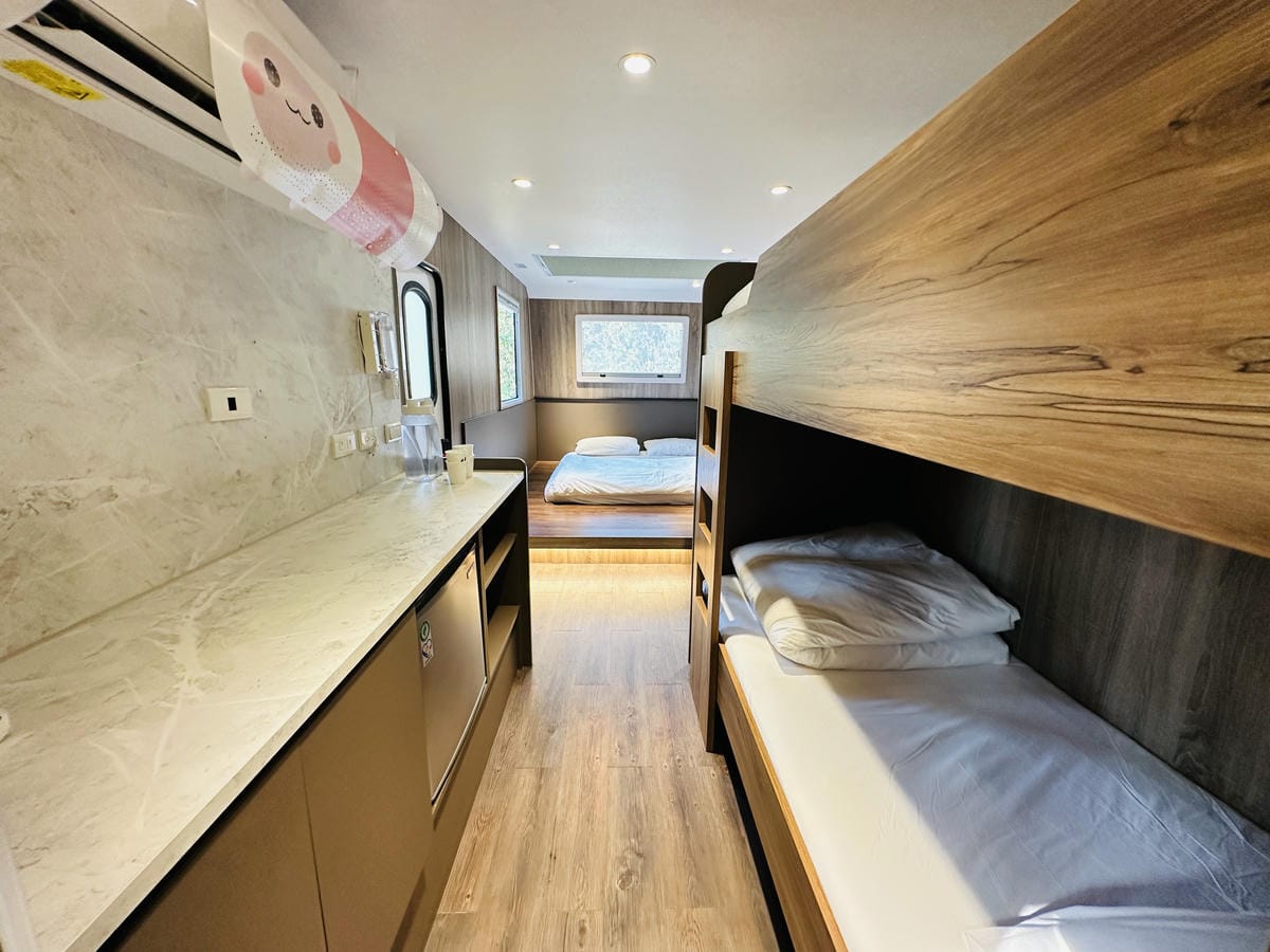 【築夢森居】嘉義親子旅行必訪!野奢豪華露營車開箱,超多元體驗