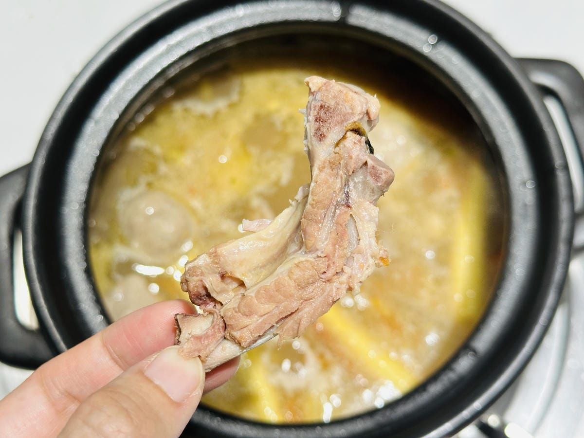 【一桶薑母鴨,一桶活蝦】春夏限定新菜單登場!蔬果龍骨鍋、活蝦