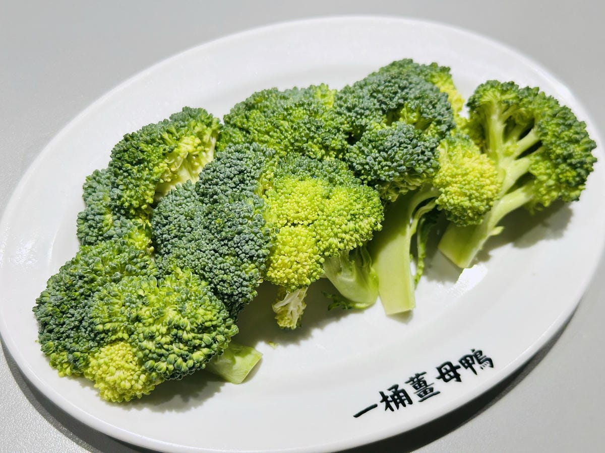 【一桶薑母鴨,一桶活蝦】春夏限定新菜單登場!蔬果龍骨鍋、活蝦