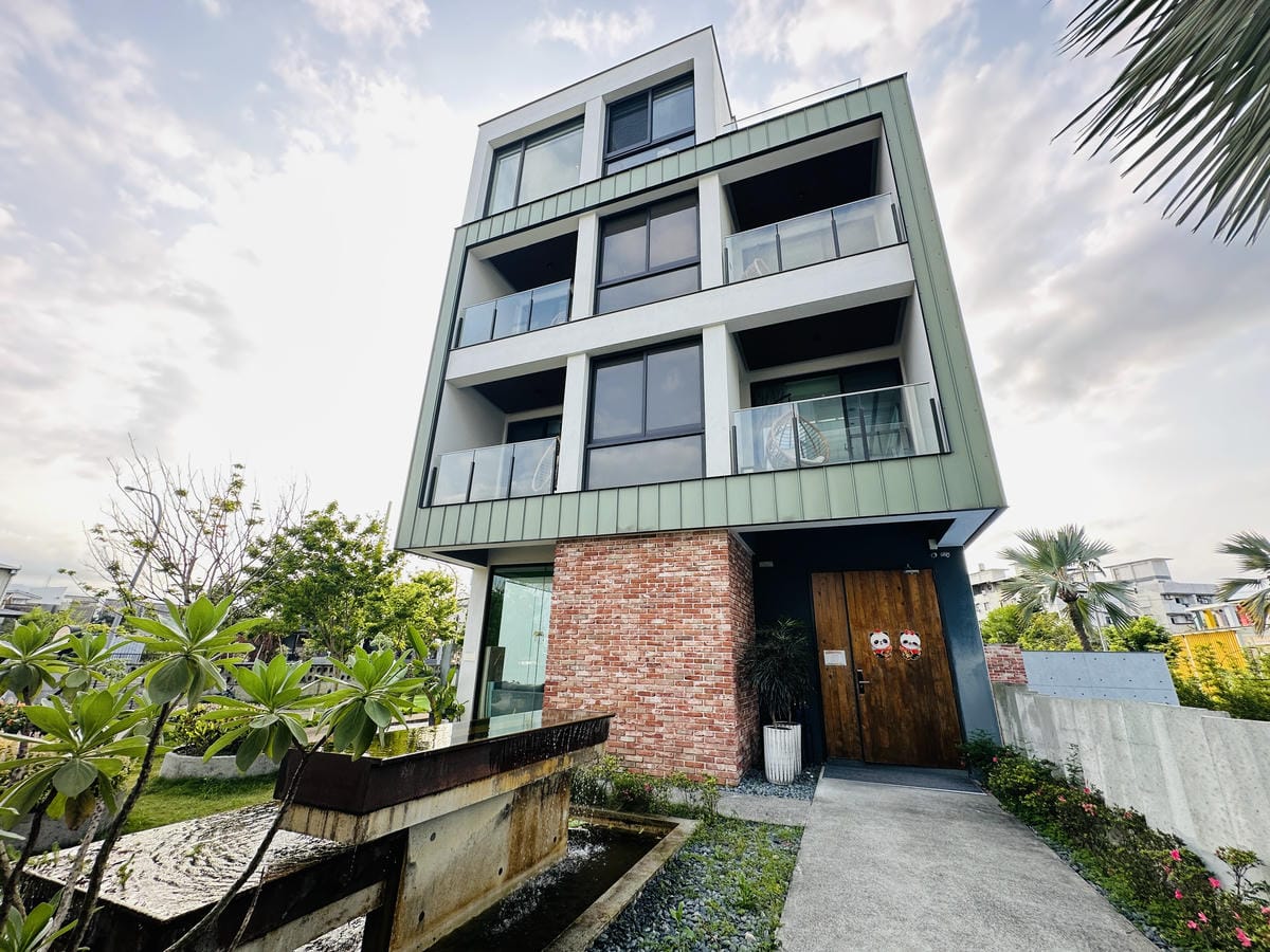 【寗夏時光】宜蘭冬山超人氣親子民宿電動車、戲水池、遊戲區一