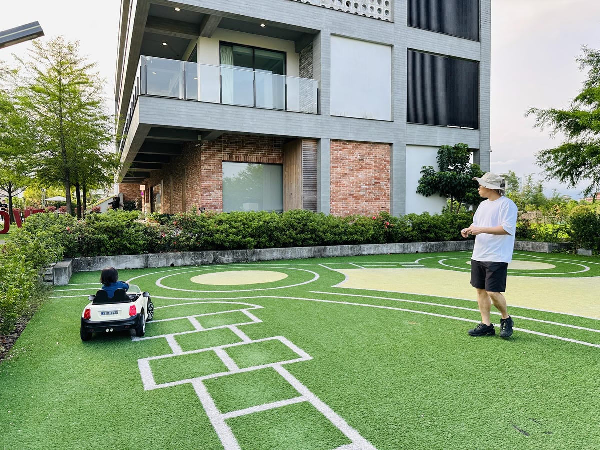 【寗夏時光】宜蘭冬山超人氣親子民宿電動車、戲水池、遊戲區一