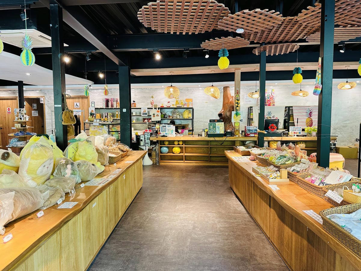 【鳳梨屋水上莊園】宜蘭員山超人氣親子景點!一泊三食住進落羽松