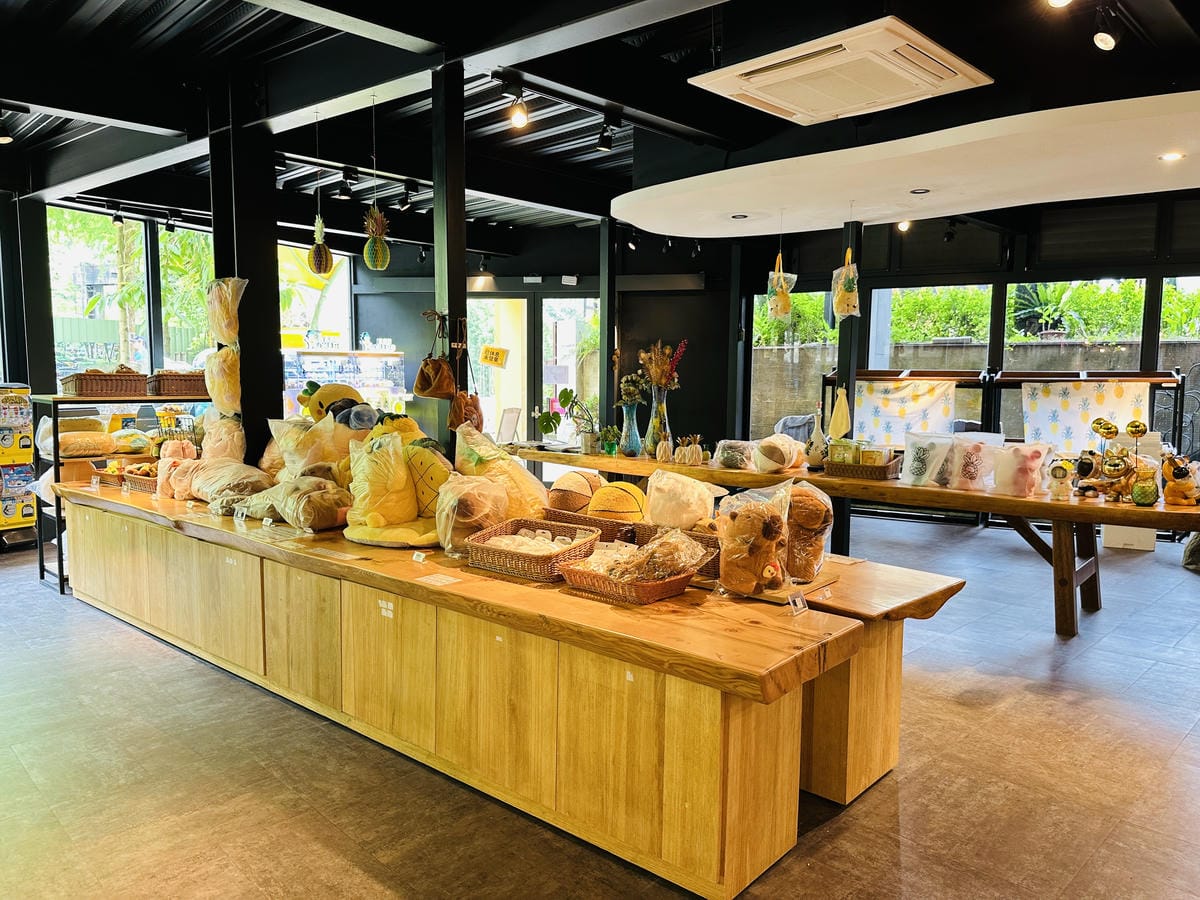 【鳳梨屋水上莊園】宜蘭員山超人氣親子景點!一泊三食住進落羽松