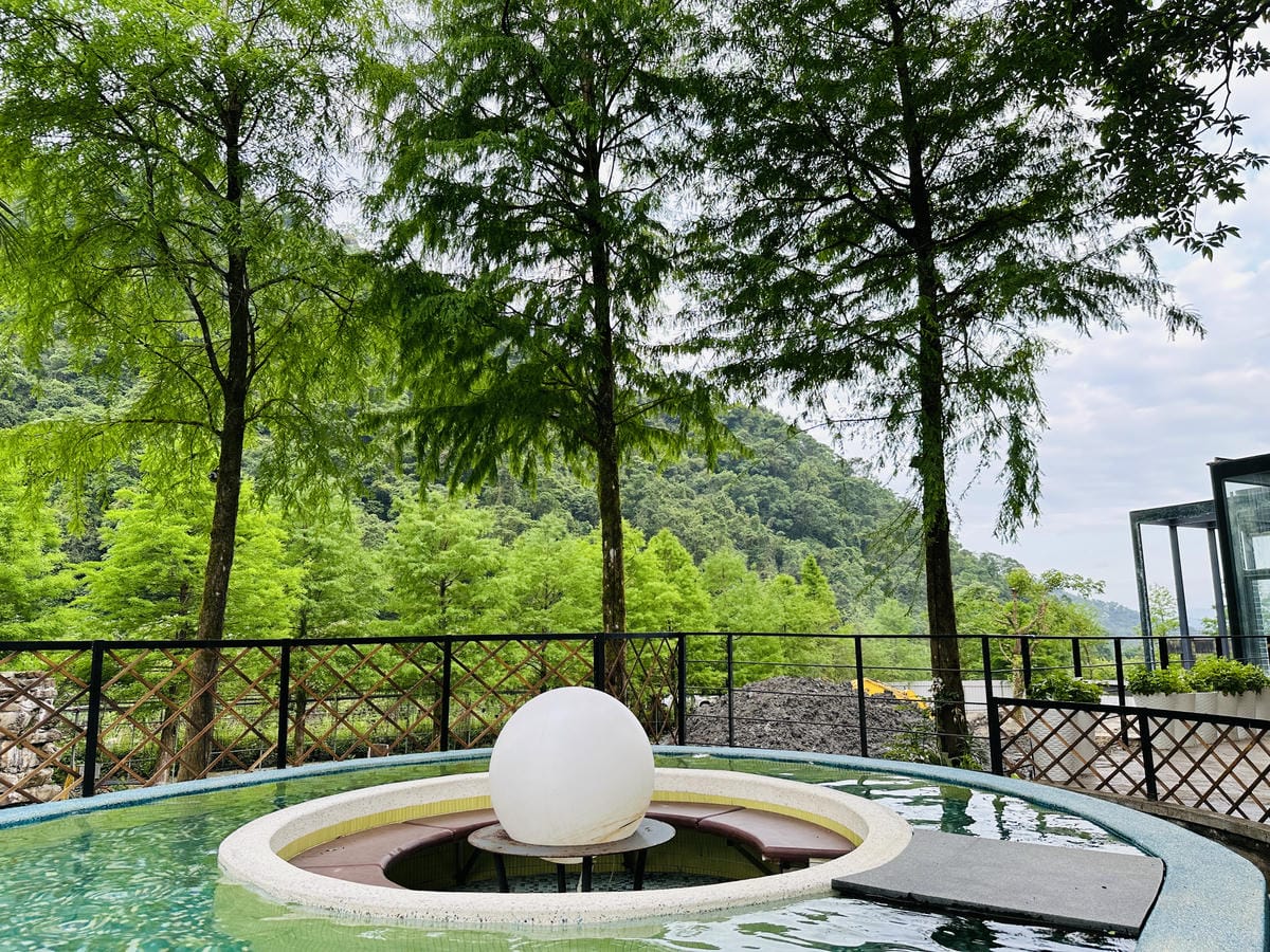 【鳳梨屋水上莊園】宜蘭員山超人氣親子景點!一泊三食住進落羽松