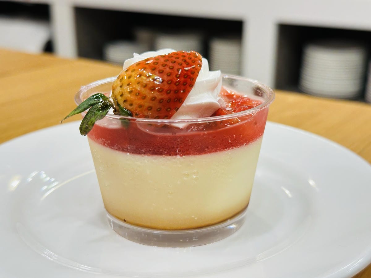 【鳳梨屋水上莊園】宜蘭員山超人氣親子景點!一泊三食住進落羽松