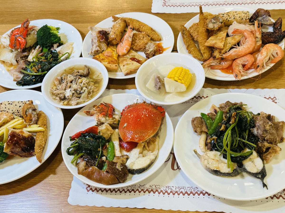 【鳳梨屋水上莊園】宜蘭員山超人氣親子景點!一泊三食住進落羽松