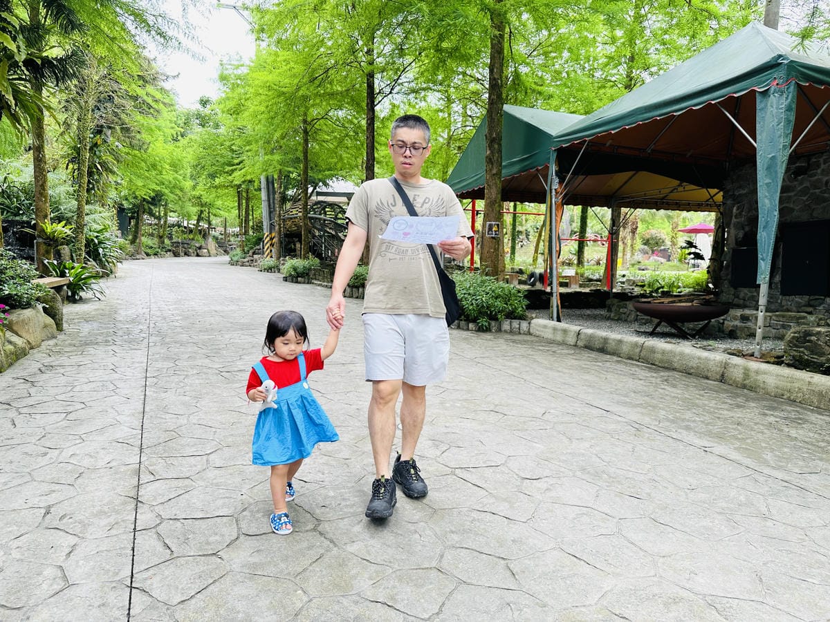 【鳳梨屋水上莊園】宜蘭員山超人氣親子景點!一泊三食住進落羽松