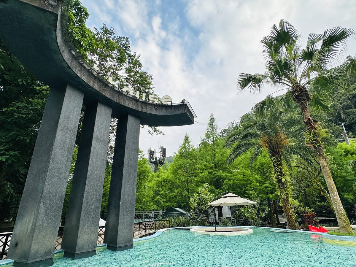 【鳳梨屋水上莊園】宜蘭員山超人氣親子景點!一泊三食住進落羽松