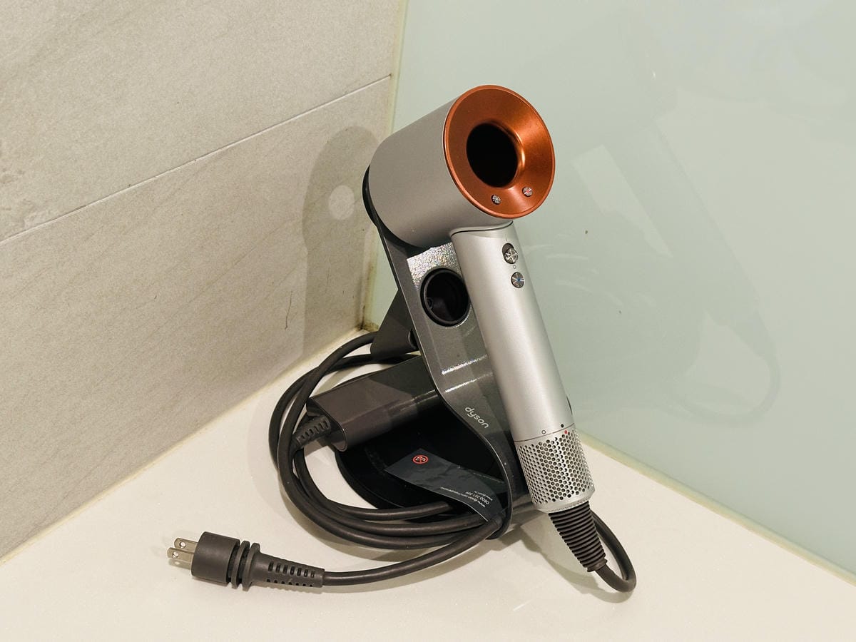 【鳳梨屋水上莊園】宜蘭員山超人氣親子景點!一泊三食住進落羽松