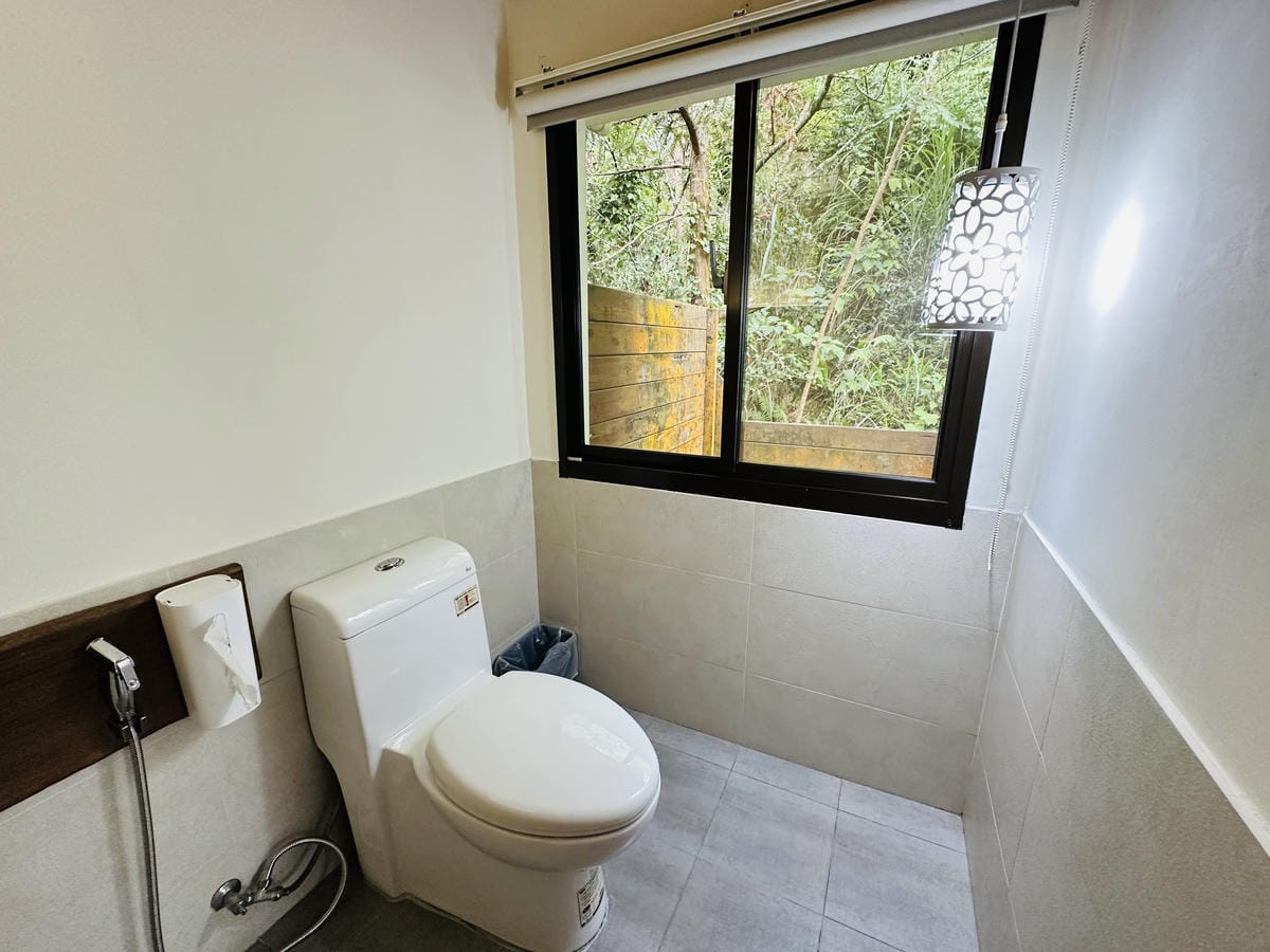 【山行寄野山行玫瑰】苗栗南庄山林秘境民宿與景觀咖啡廳,靜謐