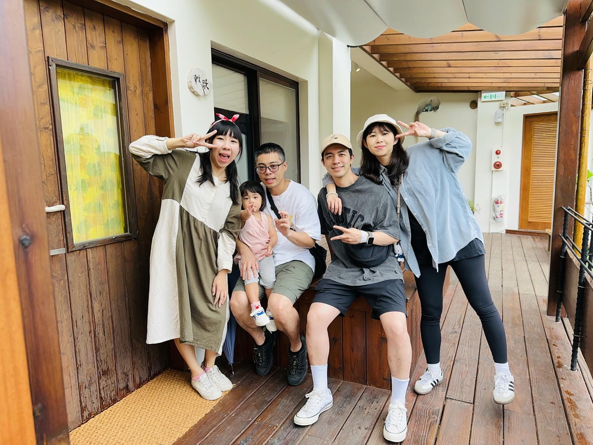 【山行寄野山行玫瑰】苗栗南庄山林秘境民宿與景觀咖啡廳,靜謐