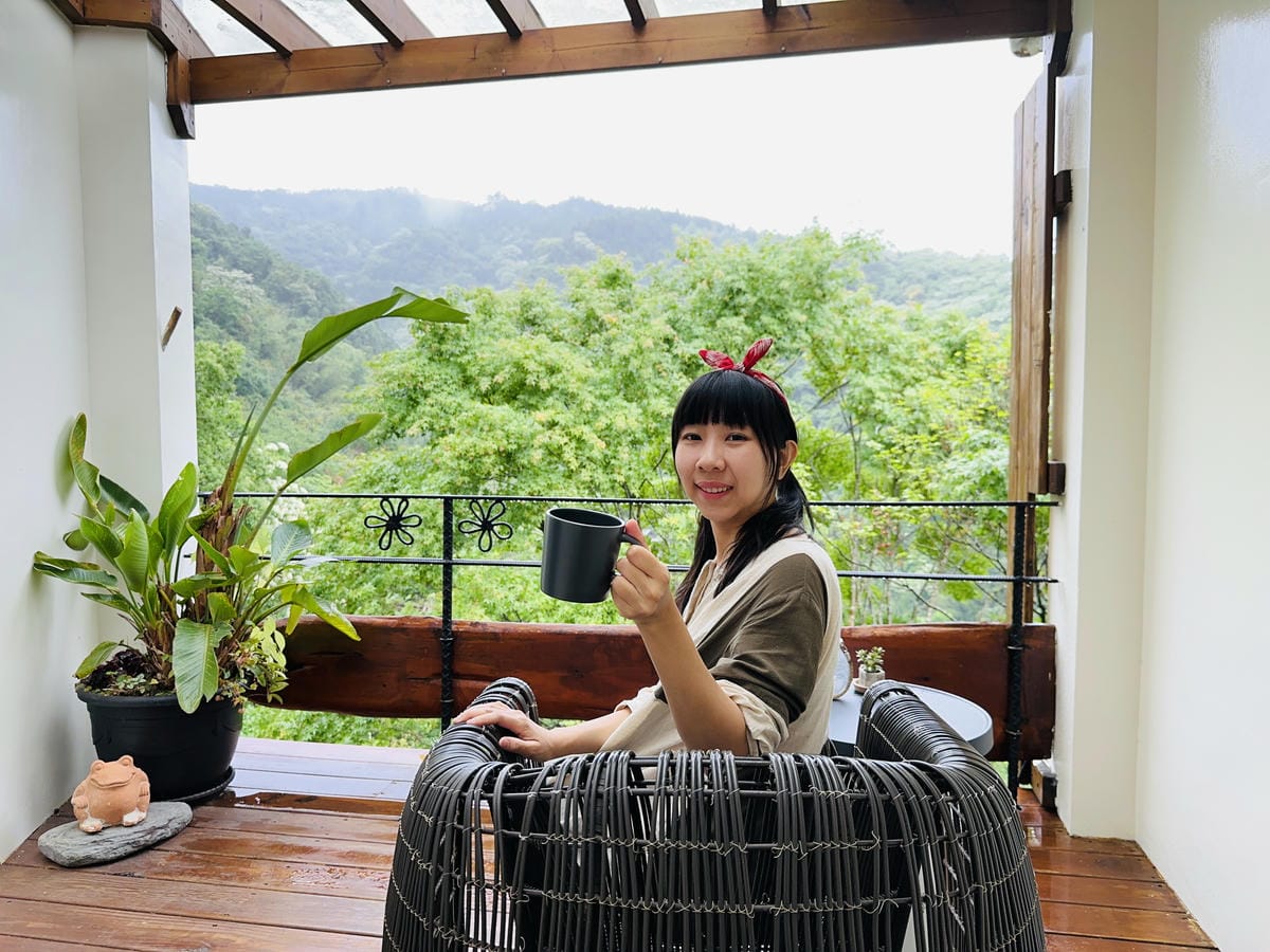 【山行寄野山行玫瑰】苗栗南庄山林秘境民宿與景觀咖啡廳,靜謐