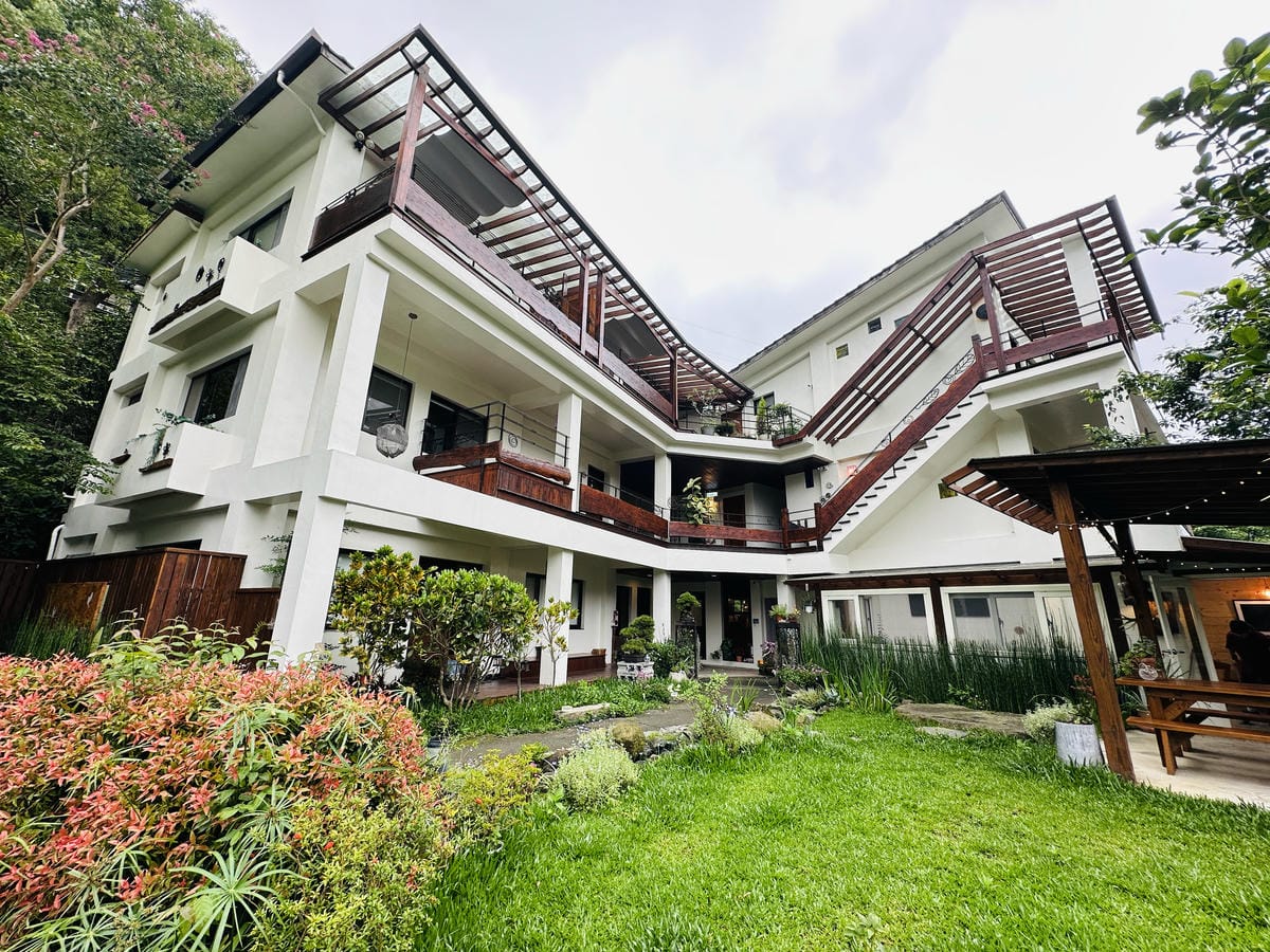 【山行寄野山行玫瑰】苗栗南庄山林秘境民宿與景觀咖啡廳,靜謐